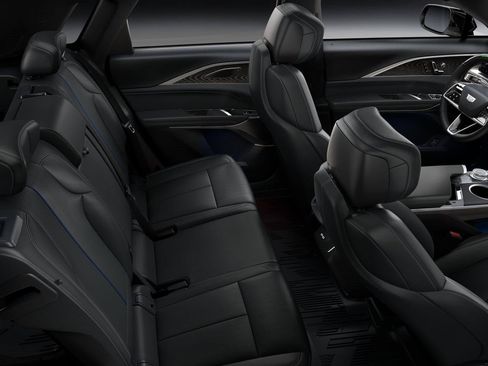 New 2025 Cadillac Lyriq Sport w/ LPO, Floor Liner Package AWD/4WD image 35