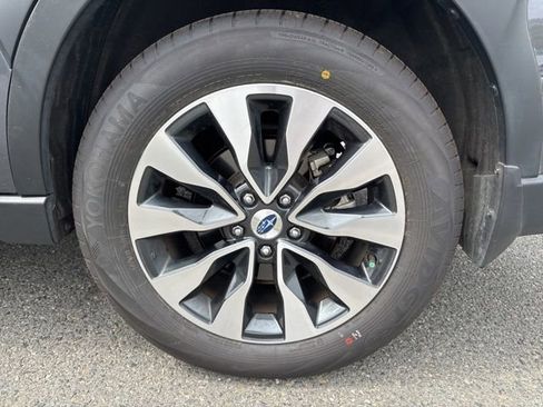 Used 2024 Subaru Outback Touring image 17