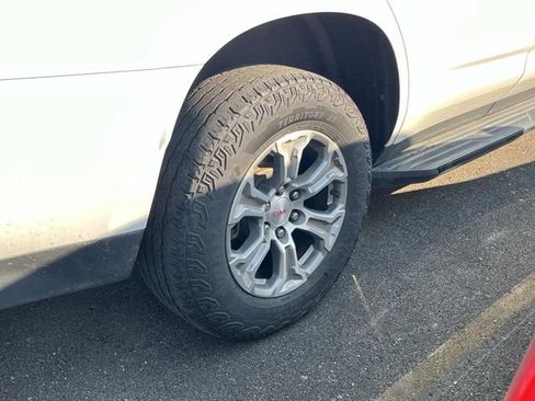 Certified 2022 GMC Yukon SLE AWD/4WD image 12