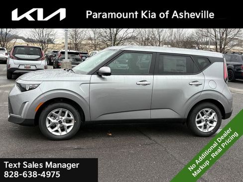 New 2025 Kia Soul LX image 3