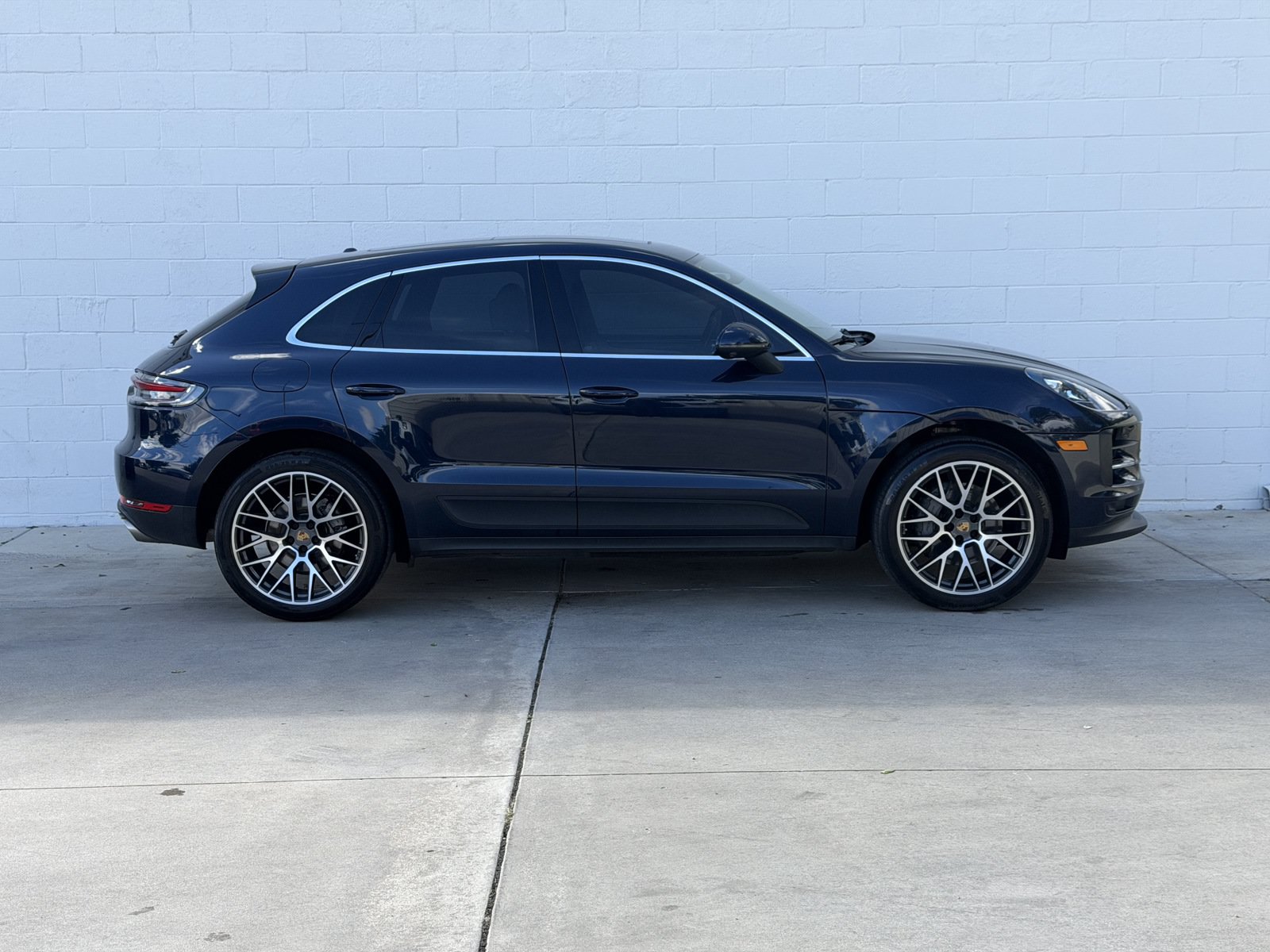 Used 2020 Porsche Macan S AWD/4WD image 4