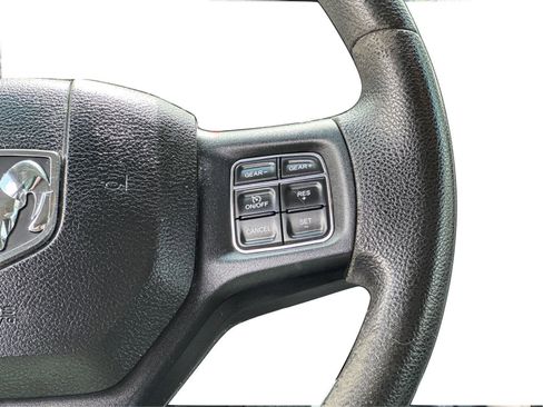 Used 2017 RAM 1500 Classic SLT AWD/4WD image 13