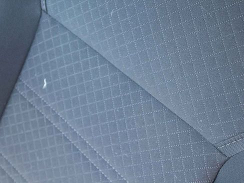 Used 2017 Kia Sorento LX image 36