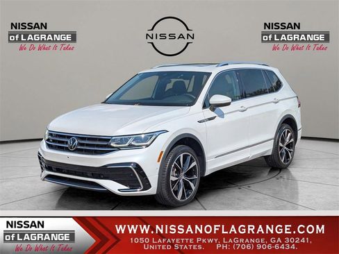 Used 2022 Volkswagen Tiguan SEL R-Line image 1