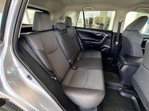 Certified 2022 Toyota RAV4 XLE image 25