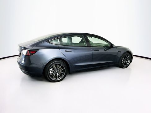 Used 2023 Tesla Model 3 Standard Range image 10