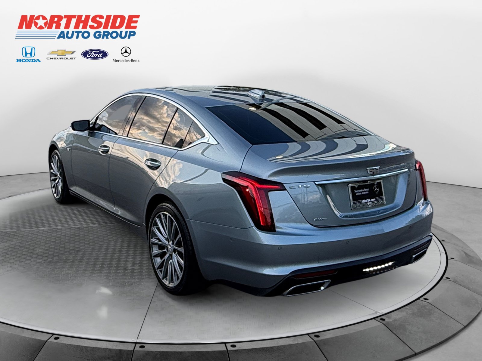 Used 2023 Cadillac CT5 Luxury AWD/4WD image 5