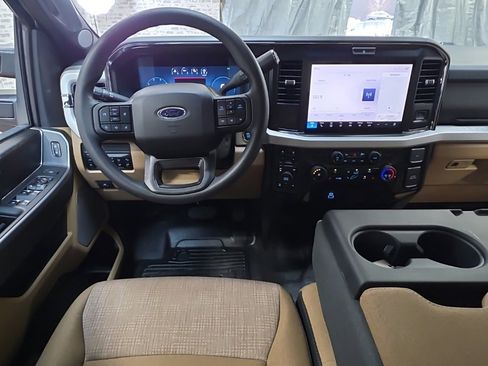 New 2026 Ford F250 XLT w/ XLT Premium Package image 16