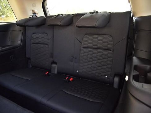 New 2025 Nissan Pathfinder SV w/ Black Appearance Package image 25