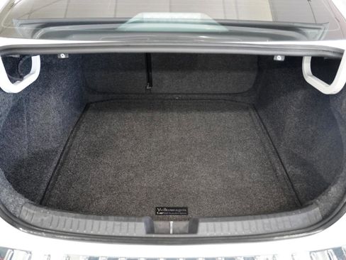 Used 2020 Volkswagen Jetta R-Line w/ R-Line Cold Weather Package FWD image 38