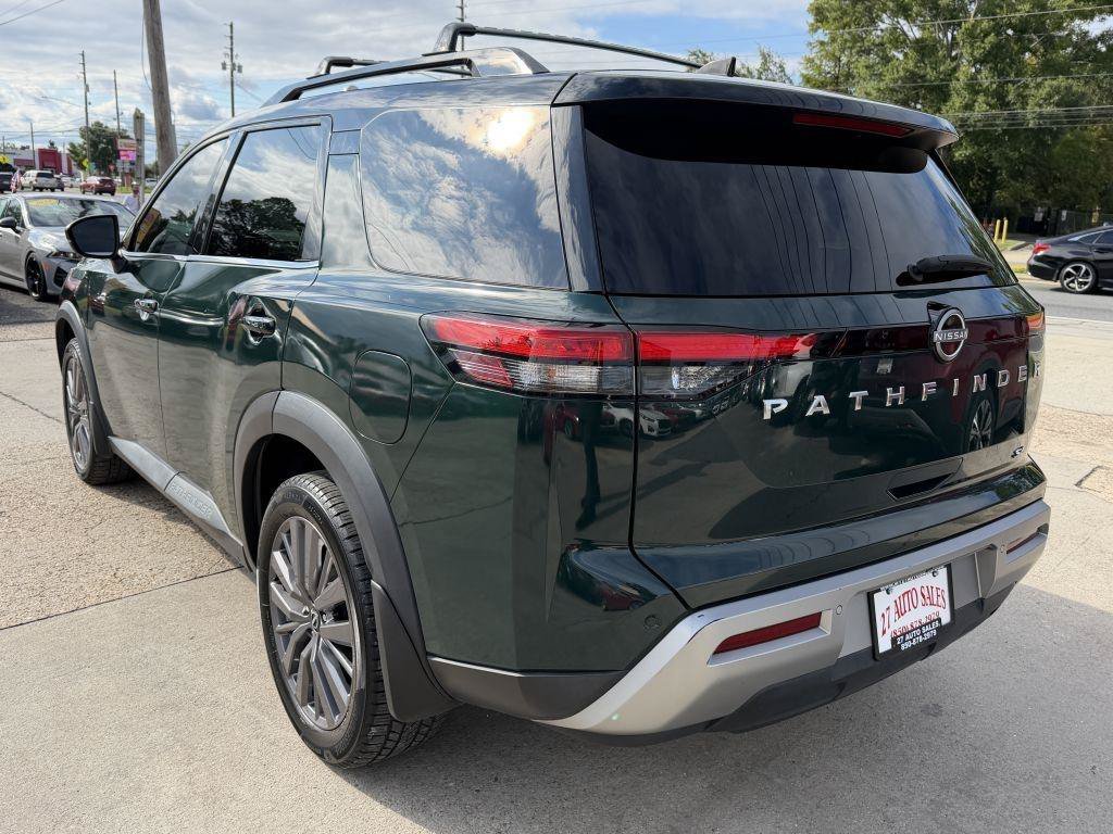 Used 2023 Nissan Pathfinder SL w/ SL Premium Package FWD image 7