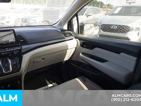 Used 2025 Honda Odyssey Elite image 26