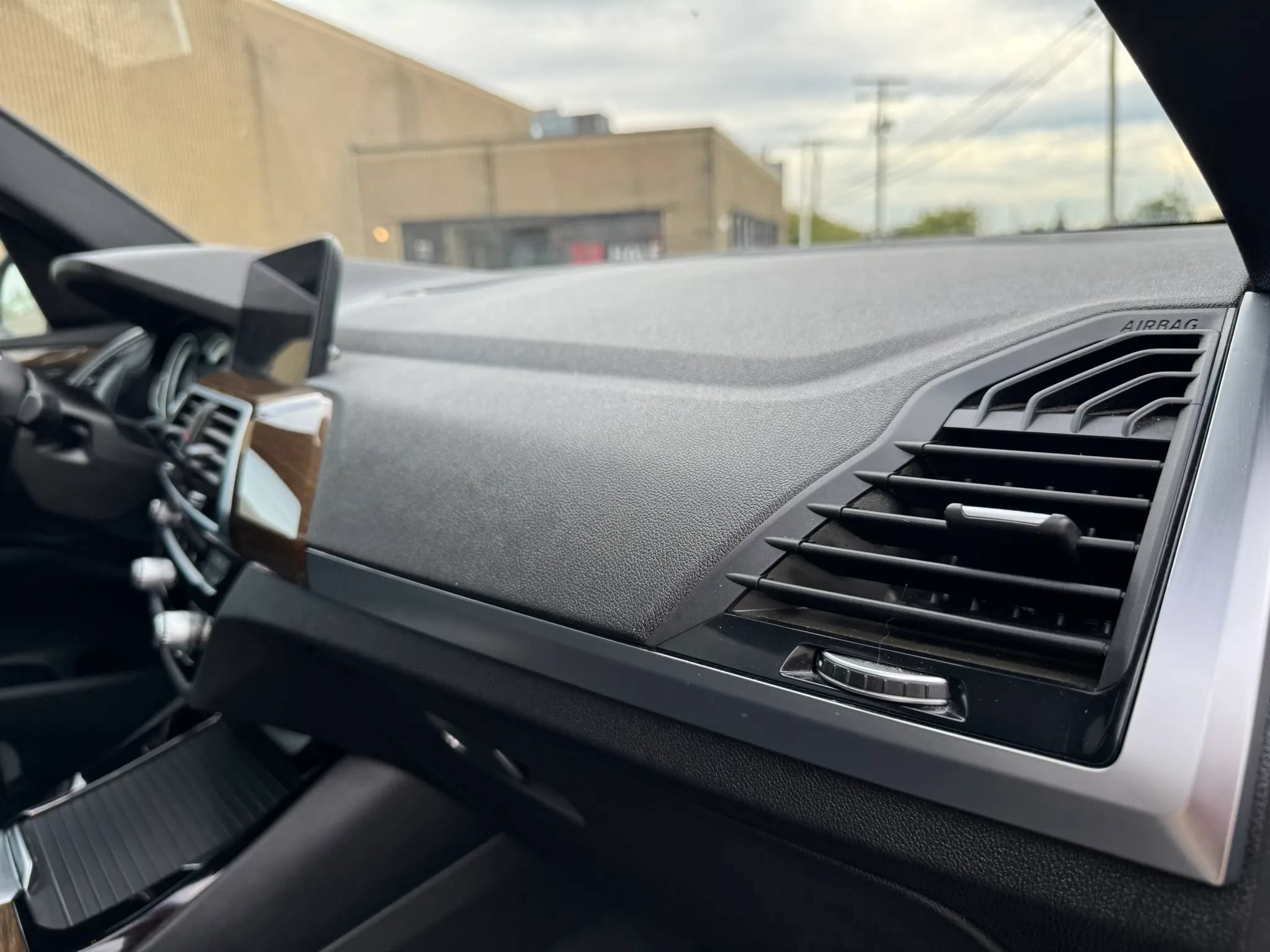 Used 2018 BMW X3 xDrive30i AWD/4WD image 29