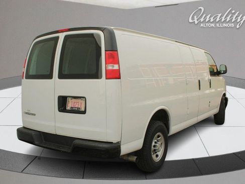 Used 2021 Chevrolet Express 2500 Extended w/ Driver Convenience Package image 4