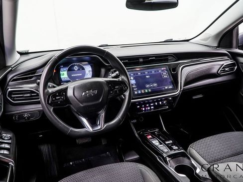 Used 2023 Chevrolet Bolt EUV LT image 5