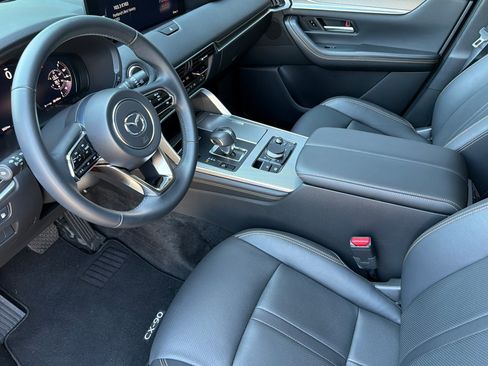 Certified 2025 MAZDA CX-90 Plug-In Hybrid w/ Preferred AWD/4WD image 12