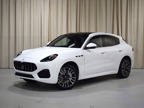 New 2025 Maserati Grecale GT image 1