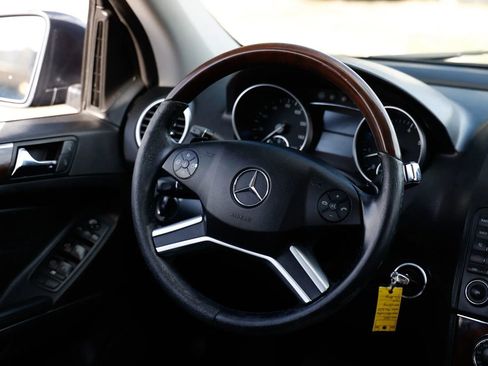 Used 2011 Mercedes-Benz ML 350 4MATIC image 26