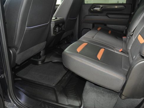 Used 2024 GMC Sierra 2500 AT4 w/ AT4 Premium Plus Package image 42