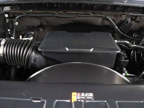 Used 2022 GMC Sierra 2500 AT4 w/ Snow Plow Prep/Camper Package image 31