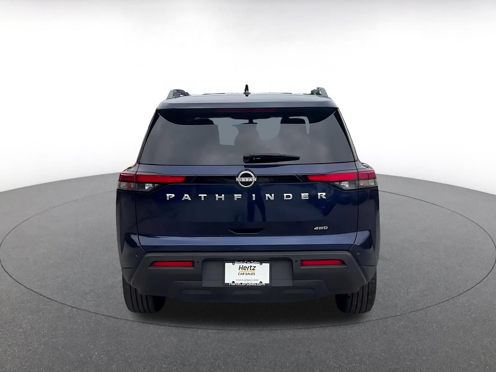 Used 2025 Nissan Pathfinder SV AWD/4WD image 12