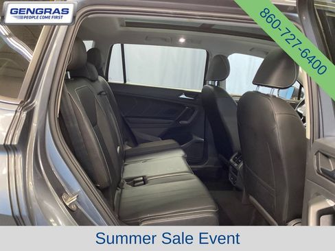 Used 2022 Volkswagen Tiguan SE AWD/4WD image 37