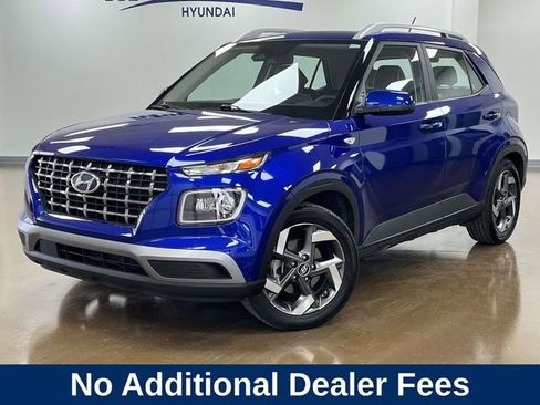 Certified 2023 Hyundai Venue Limited w/ Cargo Package FWD image 1