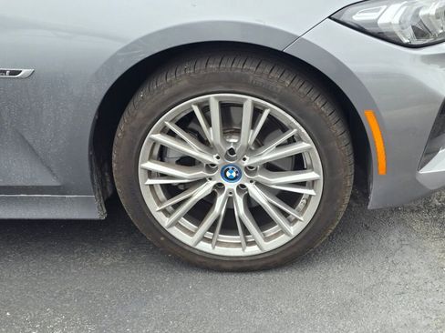 Used 2023 BMW 330e xDrive image 4