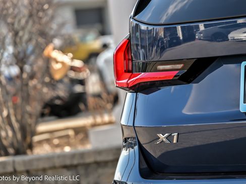 Used 2025 BMW X1 xDrive28i w/ Convenience Package image 15