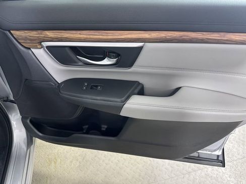 Used 2018 Honda CR-V EX-L image 9