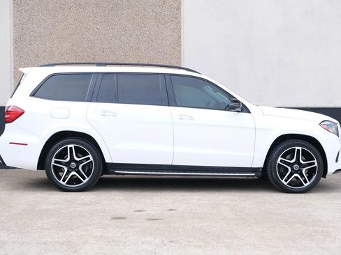Used 2018 Mercedes-Benz GLS 550 4MATIC w/ Driver Assistance Package image 11