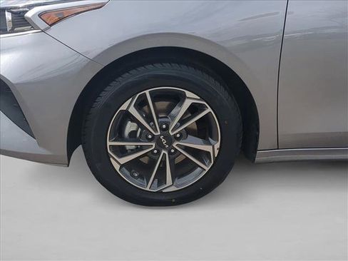 Used 2024 Kia Forte LXS w/ LXS Technology Package image 22