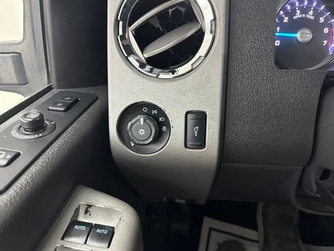Used 2015 Ford F250 Lariat w/ Chrome Package AWD/4WD image 44