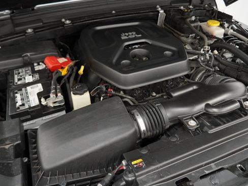 Certified 2021 Jeep Wrangler Unlimited Sport image 48