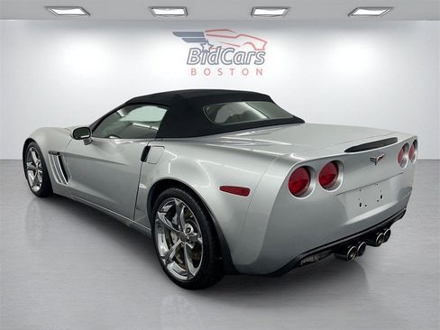 Used 2012 Chevrolet Corvette Grand Sport w/ 2LT Preferred Equipment Group image 6