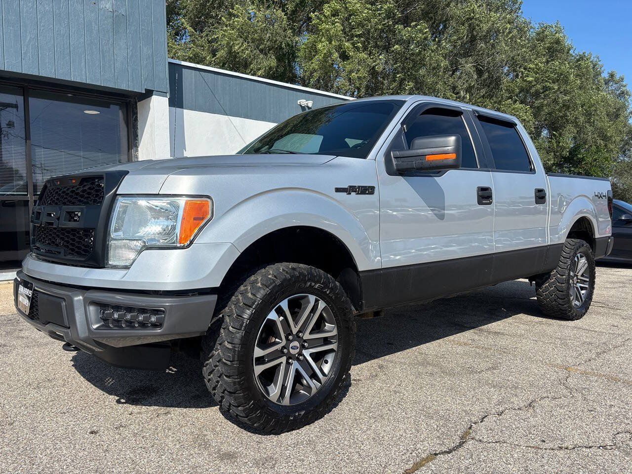Used 2012 Ford F150 XLT w/ XLT Convenience Pkg AWD/4WD image 2