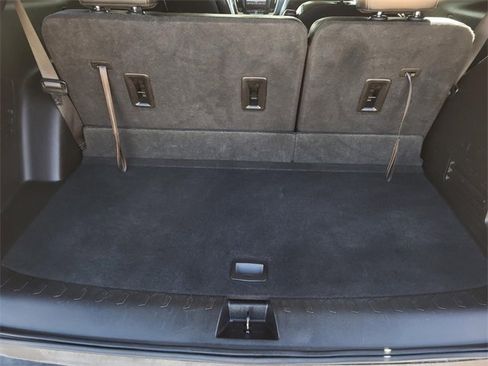 Used 2019 Chevrolet Traverse RS w/ LPO, Cargo Package image 10