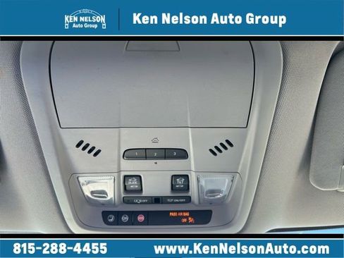 Used 2021 Buick Enclave Essence w/ Sound and Sites Package image 46