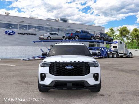 New 2026 Ford Explorer ST-Line w/ ST-Line Street Pack RWD image 6