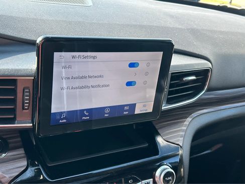 Used 2023 Ford Explorer Limited w/ Equipment Group 301A image 41