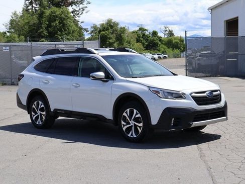 Used 2021 Subaru Outback Touring w/ Popular Package #2 AWD/4WD image 3
