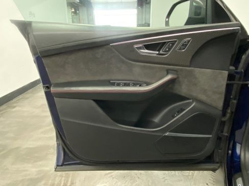 Used 2022 Audi RS Q8 w/ Carbon Optic Package image 44