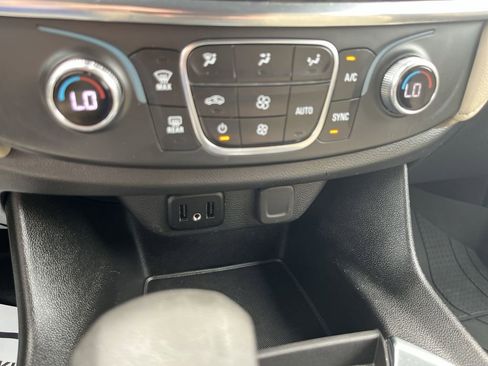 Used 2023 Chevrolet Traverse LS w/ Safety Package AWD/4WD image 20