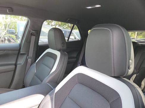 Used 2024 Chevrolet Blazer EV LT AWD/4WD image 11