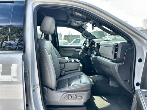 Certified 2024 GMC Sierra 1500 SLT image 27