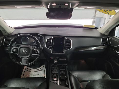 Used 2018 Volvo XC90 T6 Momentum w/ Convenience Package AWD/4WD image 24
