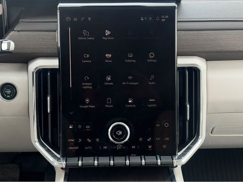 Used 2024 GMC Acadia Denali w/ LPO, Floor Liner Package image 11