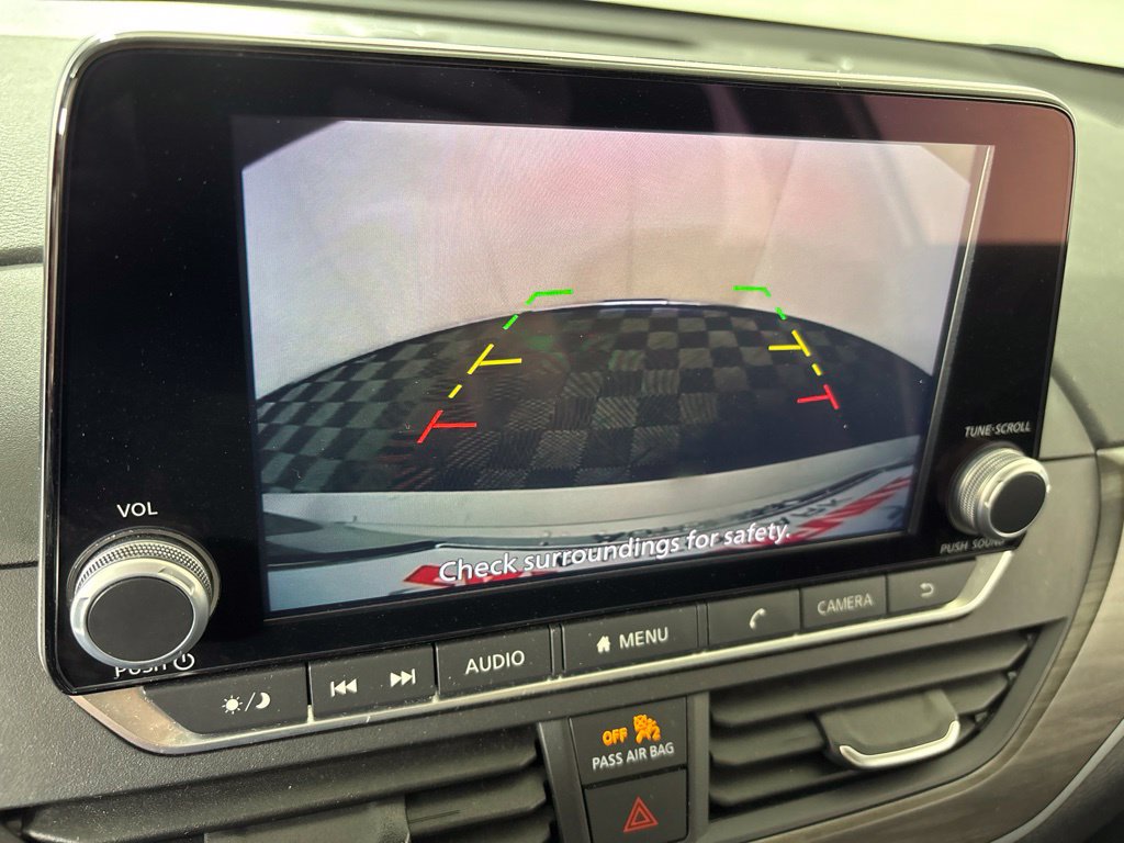 Used 2025 Nissan Altima 2.5 SV FWD image 3