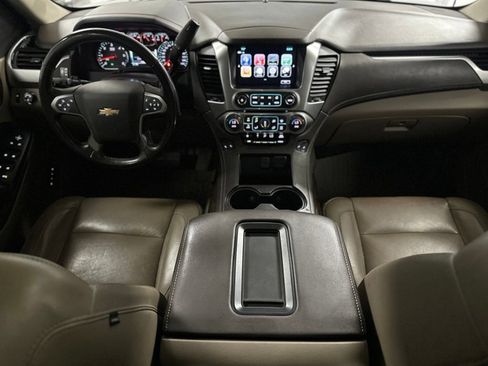 Used 2019 Chevrolet Tahoe LT RWD image 2