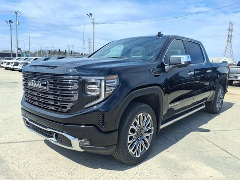 New 2026 GMC Sierra 1500 Denali Ultimate AWD/4WD image 3